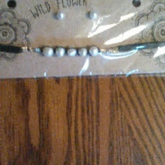 WOMEN JEWELRY - Picture 3 of 3